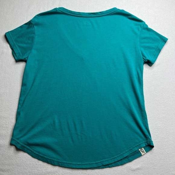 Maori Hook Womens Teal‎ V Neck Short Sleeve T-shirt Size Small - Picture 8 of 8
